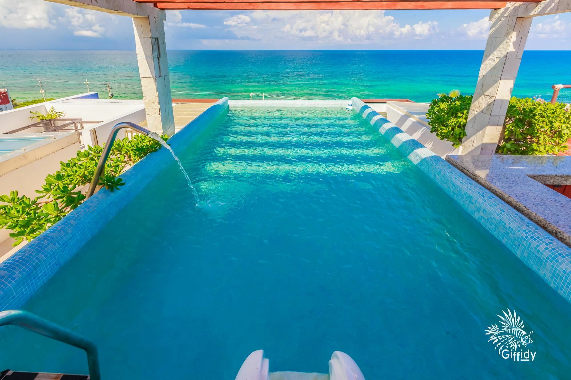 Deep Blue Condos - 201 إيسلا موخيريس المظهر الخارجي الصورة