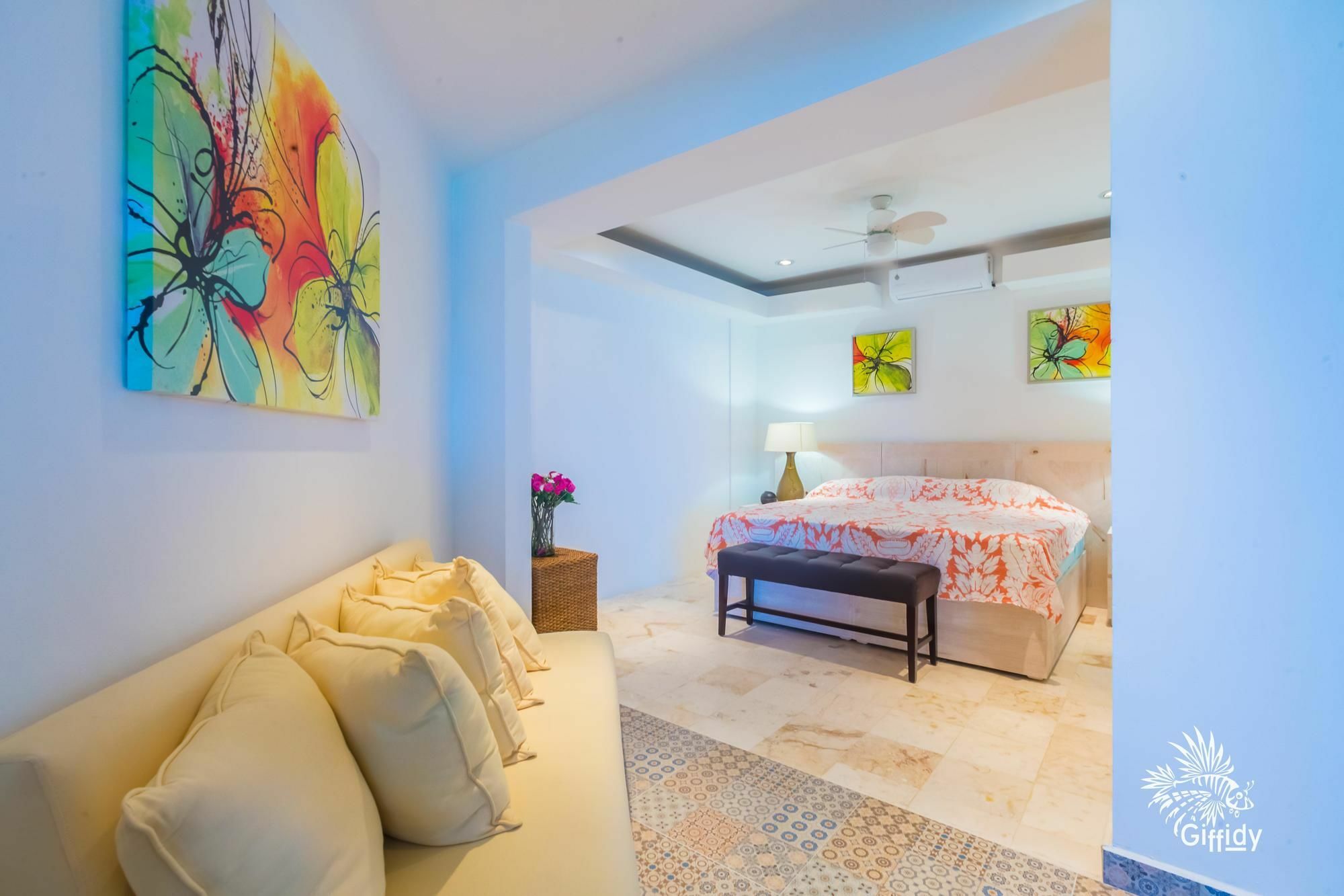 Deep Blue Condos - 201 إيسلا موخيريس المظهر الخارجي الصورة